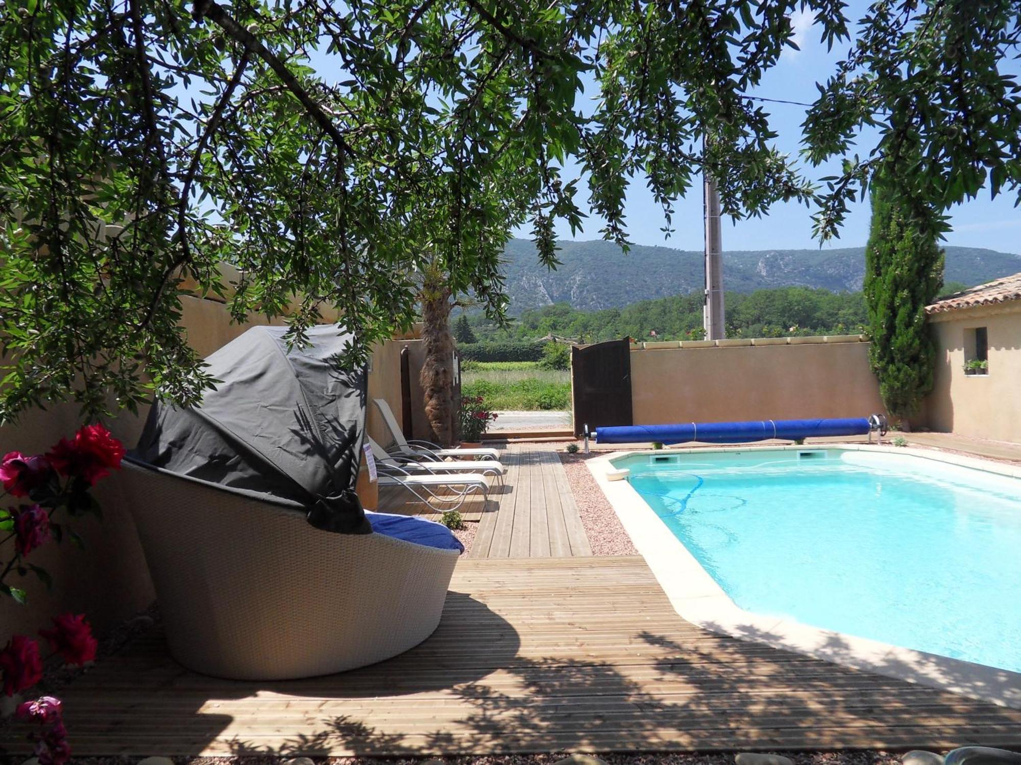 Oppède Le Jardin D'Ivana Chambres D'Hotes B&B Avec Piscine Chauffee المظهر الخارجي الصورة
