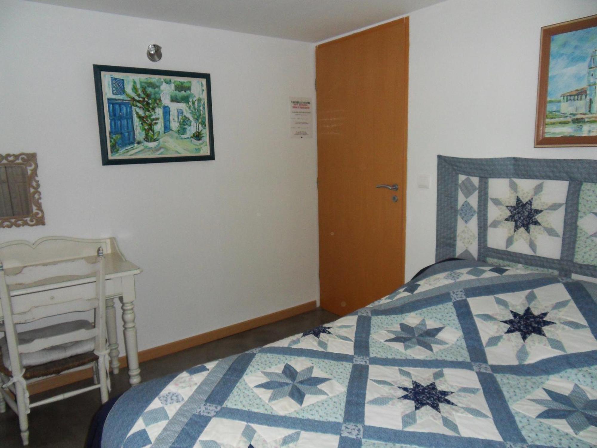 Oppède Le Jardin D'Ivana Chambres D'Hotes B&B Avec Piscine Chauffee المظهر الخارجي الصورة