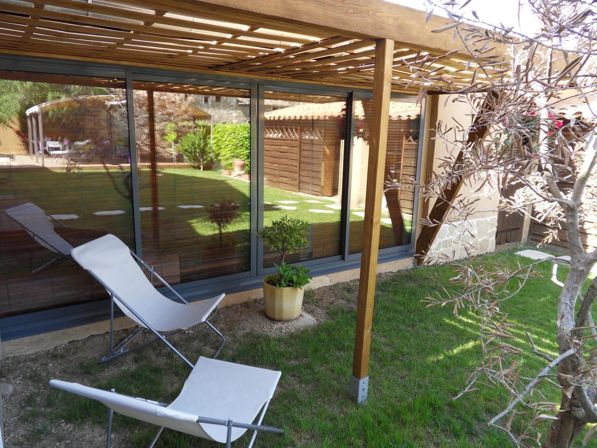 Oppède Le Jardin D'Ivana Chambres D'Hotes B&B Avec Piscine Chauffee المظهر الخارجي الصورة